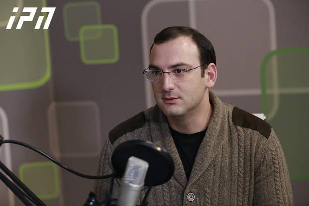 Сын Нино Бурджанадзе идет в политику