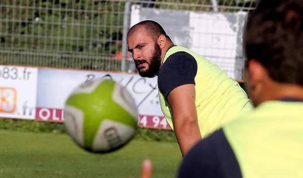 Во Франции жертвой ДТП стал 28-летний грузинский регбист