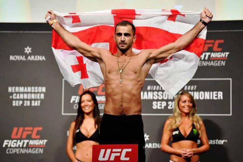 Американская жизнь успешного грузинского спортсмена и его 10-летняя дочка, которая хочет покорить Голливуд