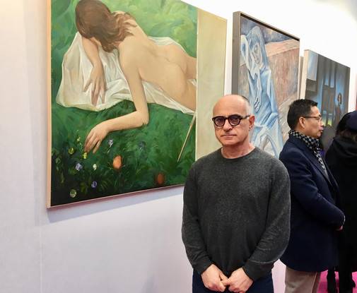 Работы художника Акакия Дзнеладзе были выставлены на престижной экспозиции в Париже