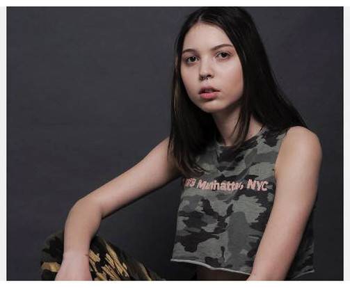 Кем была ученица девятого класса, которая выпала из окна седьмого этажа