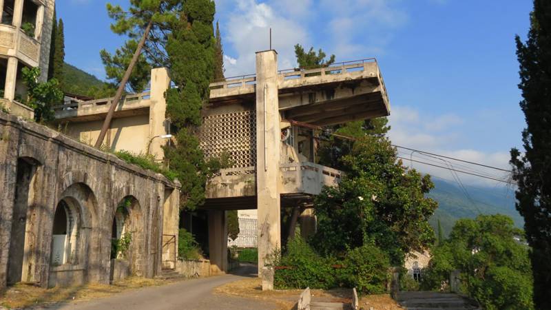 В Абхазии все еще не могут поделить недвижимость грузин – кровавые разборки за оставленные после войны объекты продолжаются