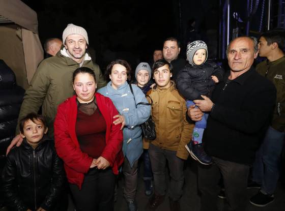 Каха Каладзе подарил дом многодетной семье в Самтредия