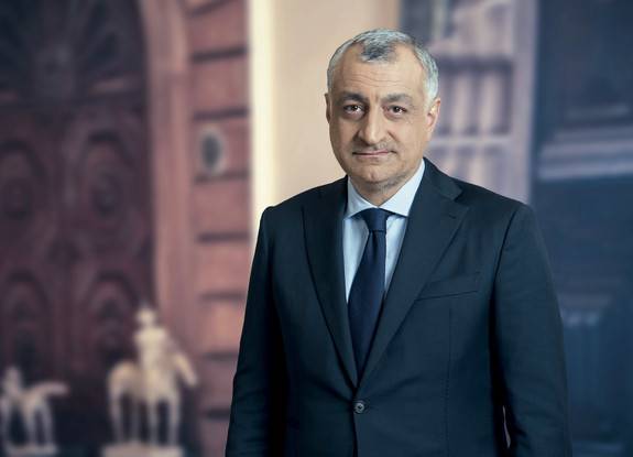 Мамука Хазарадзе – «Я принял решение уйти из банка, в котором провел 27 лет своей жизни»