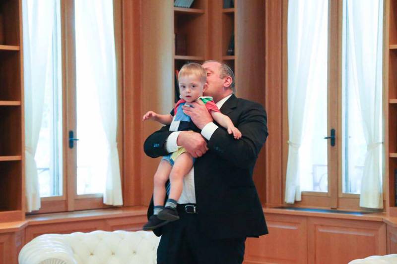 Фотографии Георгия Маргвелашвили, которые необходимо пересмотреть перед его уходом с поста