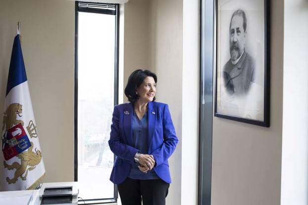 Президент с двумя дворцами – почему Саломе Зурабишвили зашла в отвергнутый дворец