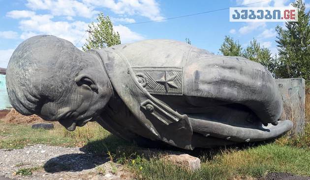 С сегодняшнего дня в Гори начинаются акции с требованием установить памятник Сталину