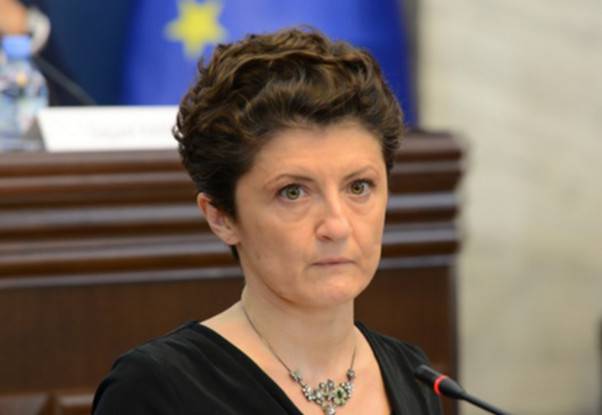 Она все-таки остается - Тея Цулукиани не покидает свой пост