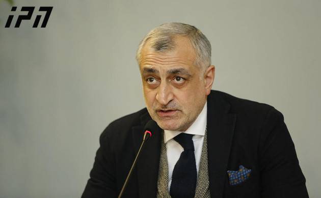 Что пишет Мамука Хазарадзе в Facebook  о сорванном заседании  парламента