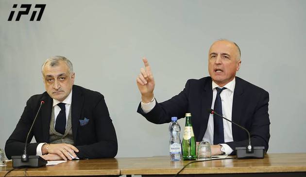 "Мы готовы к диалогу...» - о чем заявили Мамука Хазарадзе и Бадри Джапаридзе на специальном брифинге