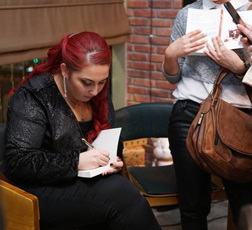 Сможешь выдержать искушение? – в свет вышел новый грузинский роман о любви