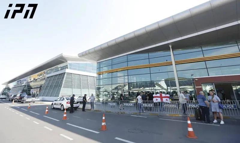 Въезд в Грузию - 8-дневный карантин и необходимость представлять результаты PCR-теста для иностранцев