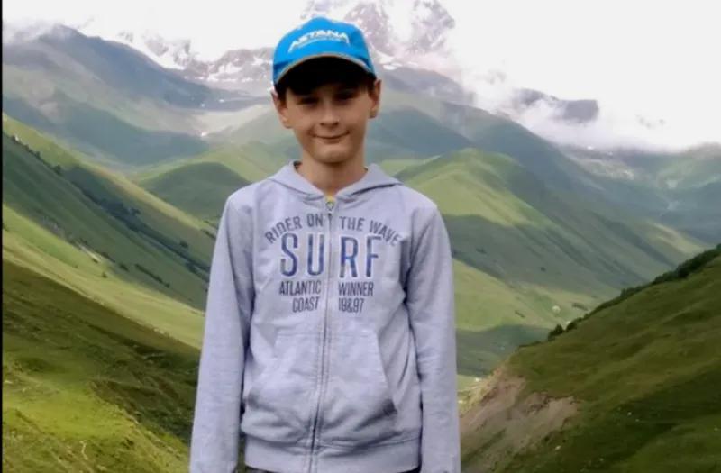 Семья пропавшего в Сванетии подростка передаст в качестве вознаграждения 50 000 лари тому, кто найдет их сына или предоставит им значительную информацию