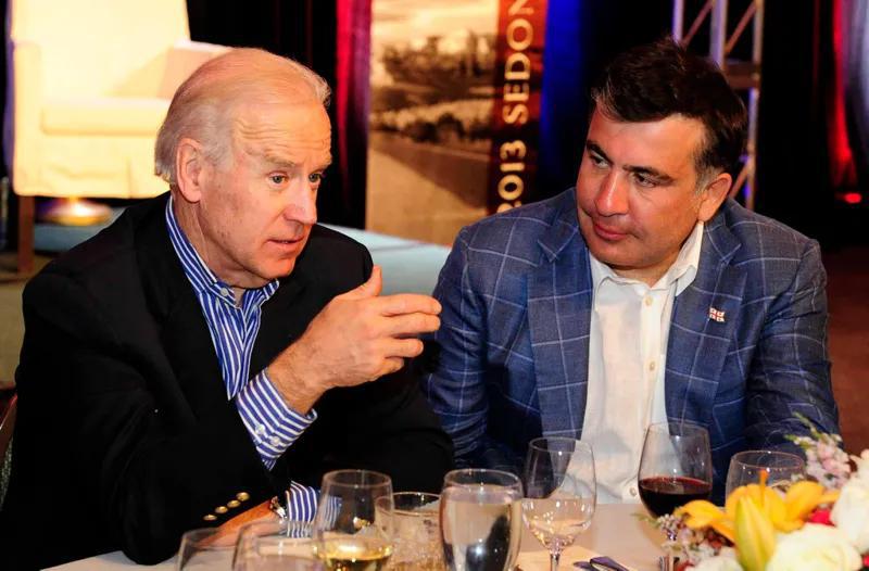 «Я уверен, что его избрание - очень плохая новость для Кремля» - что пишет о победе Джо Байдена Саакашвили и какие фото публикует в «Фейсбуке»