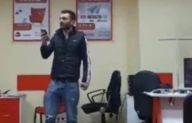 В Тбилиси взяты заложники  - каковы требования ворвавшегося в микрофинансовую организацию