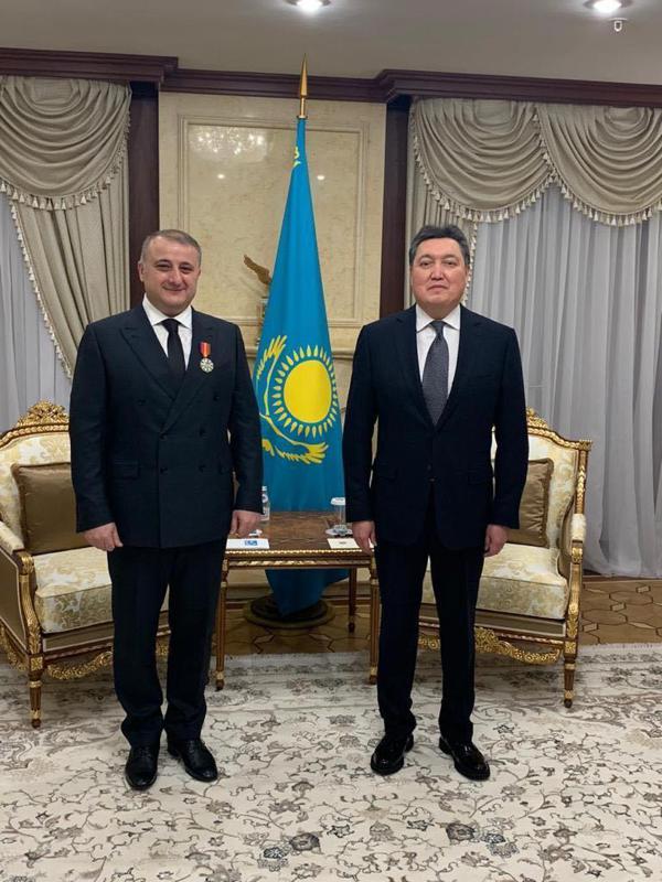 Президент Республики Казахстан К. Токаев наградил  гражданина Грузии Д. Кемертелидзе Орденом Достық II степени  (Орден Дружбы)