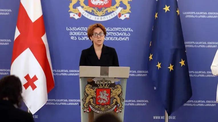 В больших городах второй семестр в школах возобновится 18 января по-прежнему в дистанционном формате