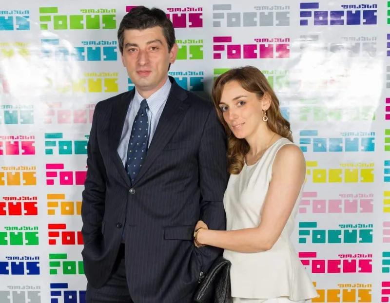 Неизвестное фото Георгия Гахария и его жены, которое распространилось в Facebook