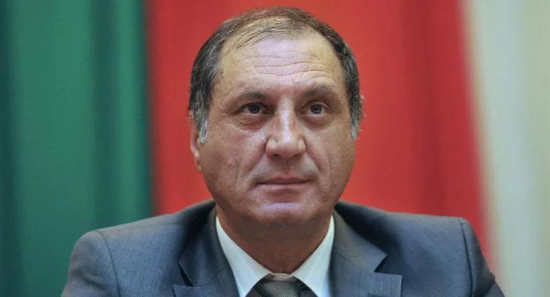 «Да, у нас часто были жесткие переговоры с грузинами… После переговоров могли зайти куда-то выпить кофе или еще чего-нибудь покрепче» - что вспоминает Сергей Шамба