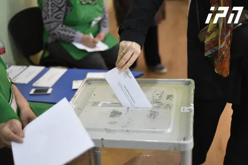 По исследованию «Нацдвижения», из 4 городов в Телави и Рустави лидируют их кандидаты в мэры, а в Кутаиси и Батуми – «Грузинской мечты»