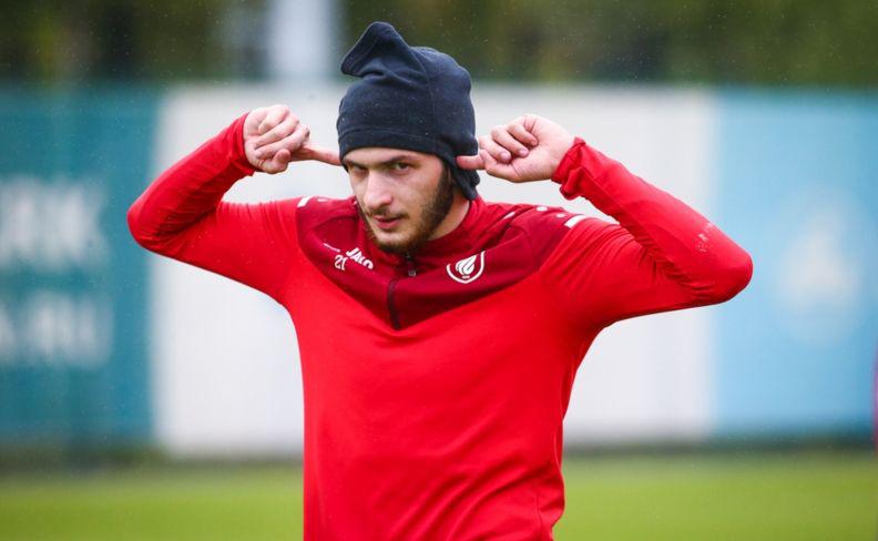 «Хвича вовсю спорил со Слуцким, а сейчас ему придется рубиться в России» - российское СМИ раскрыло детали несостоявшегося трансфера Кварацхелия