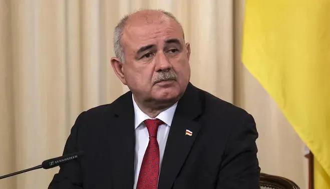 Дмитрий Санакоев – Южная Осетия может потребовать экстрадиции задержанного в Грузии Михаила Саакашвили