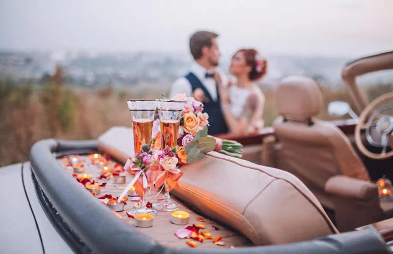 Любовная астрология 2022 года: кто вступит в брак, а кого ждет развод?