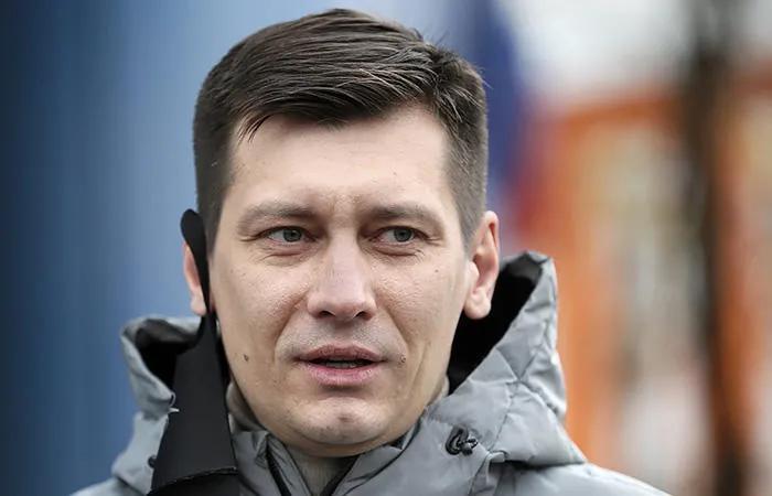 Дмитрий Гудков - Ни в Абхазии, ни в Южной Осетии ни разу не бывал, уважая территориальную целостность Грузии