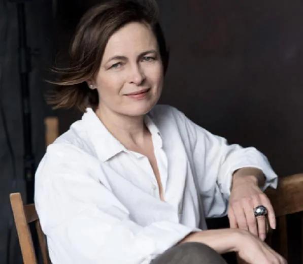 «Невозможно работать на убийцу и получать у него зарплату» - Директор государственного театра России ушла с должности