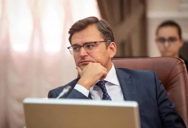 Дмитрий Кулеба – Начался процесс отключения России от международной системы SWIFT