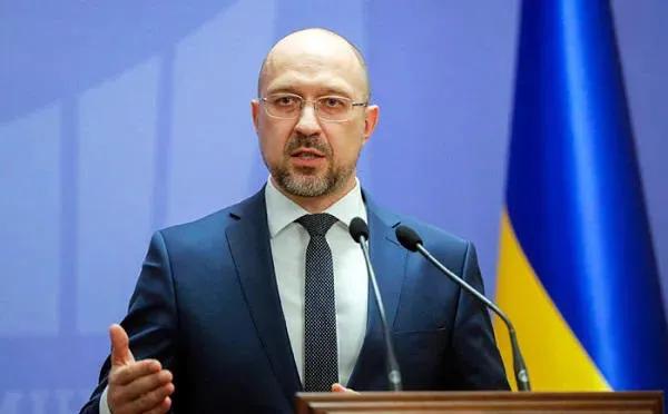 Денис Шмыгаль призывает направить миротворцев на все пять атомных электростанций Украины