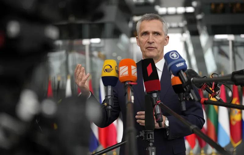 Йенс Столтенберг - Каждый, кто верит в демократию и верховенство закона, должен обеспечить поддержкой близких и очень ценных партнеров, каким является Грузия - Лучше помочь им раньше, чем позже