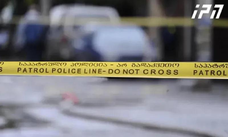 «Пока женщина пыталась зажечь зажигалку и поджечь, мужчине удалось сбежать» - В Рустави женщина облила бывшего мужа бензином