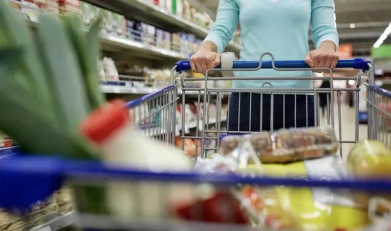 В апреле в Грузии цены выросли на хлеб, постное масло, кофе и чай, мясные продукты, сахар и другие сладости