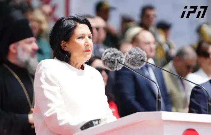 «Ключом к нашему европейскому будущему является сбалансирование власти во избежание соблазна авторитаризма» - президент