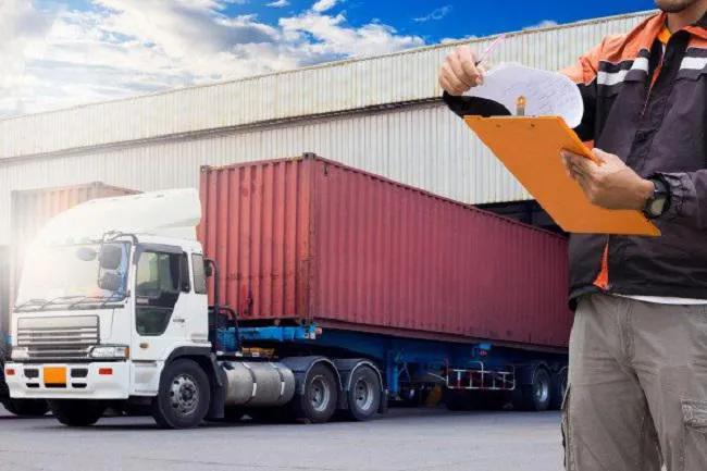 Замминистра – Таможенники пресекли не одну попытку ввоза в Россию определенной аппаратуры или продовольствия