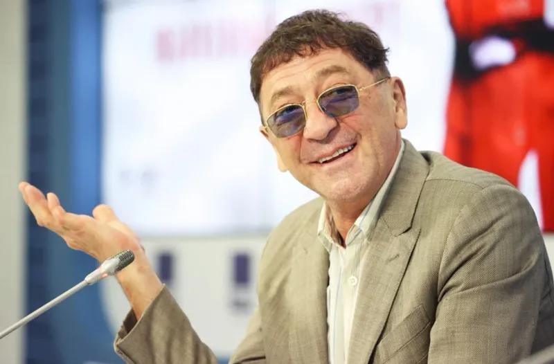 Путин награждает певца Григория Лепсверидзе – Лепса - Почетное звание Народного артиста России как компенсация миллионов, замороженных в западных банках?