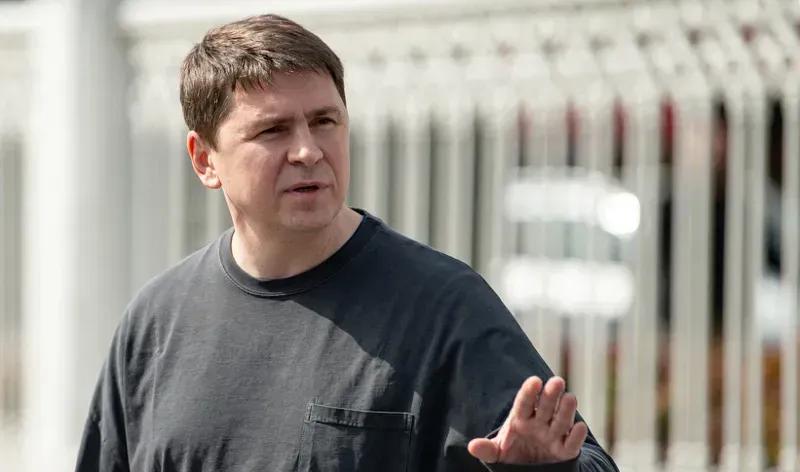 «Россия захватила Запорожскую АЭС и устраивает опасные провокации» - какую информацию распространяет Михаил Подоляк