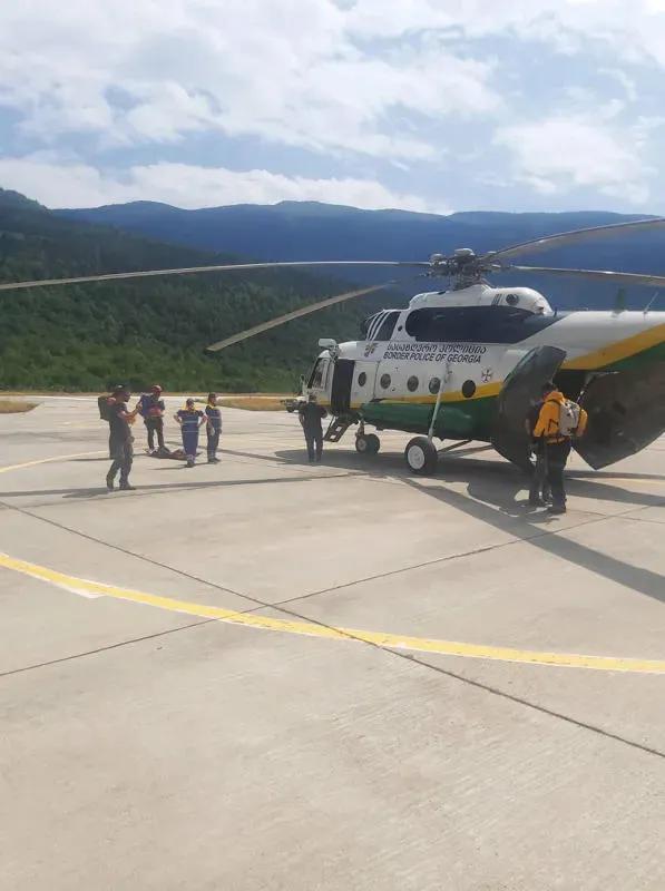 Иностранный турист, застрявший на пике Тетнулди, погиб