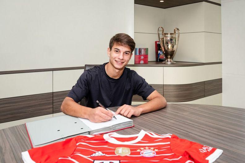 Футболист тбилисского "Динамо" будет играть в мюнхенской "Баварии"