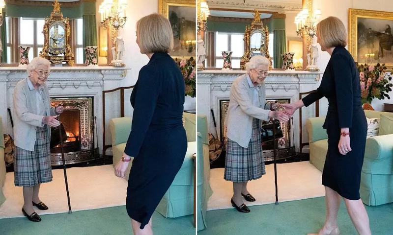 Встреча Лиз Трасс и королевы Елизаветы во дворце Балморал