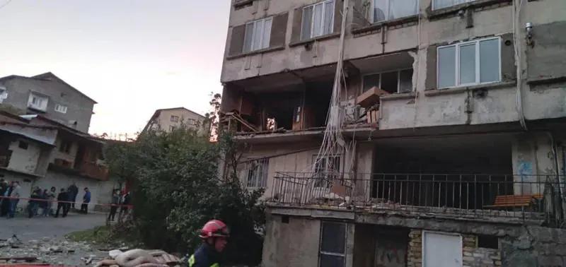 В жилом корпусе в Ликани произошел взрыв