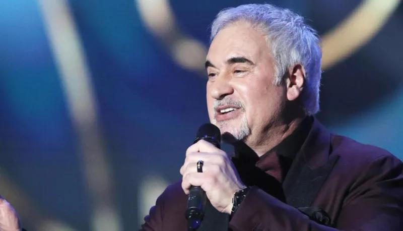 К Валерию Меладзе на корпоративе обратились с фразой: «Слава України!» — из-за его ответа требуют лишить певца российского гражданства