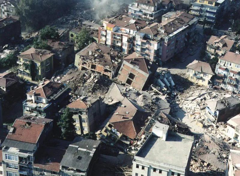 Как разрушительные землетрясения в Турции и Сирии изменили города (фото)