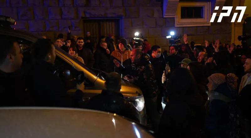 На акции против законопроектов о т.н. агентах иностранного влияния у парламента задержаны 36 лиц