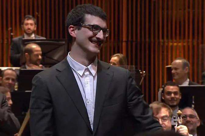 Георгий Гигашвили занял второе место на Международном конкурсе Рубинштейна: что пишет пианист?