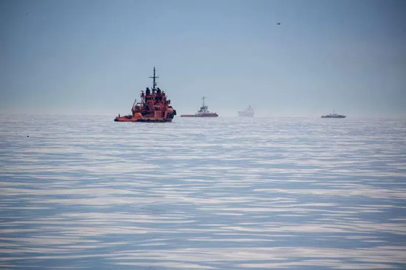 В территориальных водах Габона с судна похищены 3 моряка, в их числе 2 гражданина Грузии