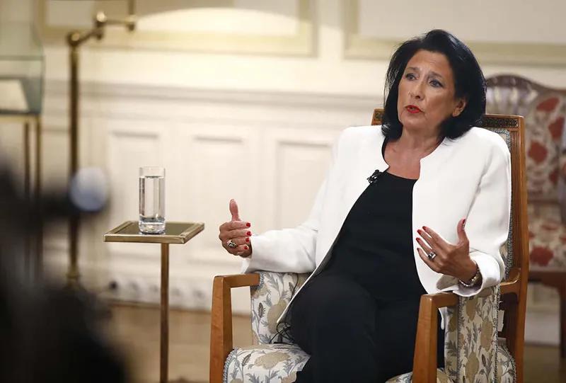 Саломе Зурабишвили украинскому изданию - Я всегда была готова приехать в Украину и сегодня тоже готова - Если вы передадите сообщение, я могу приехать уже завтра