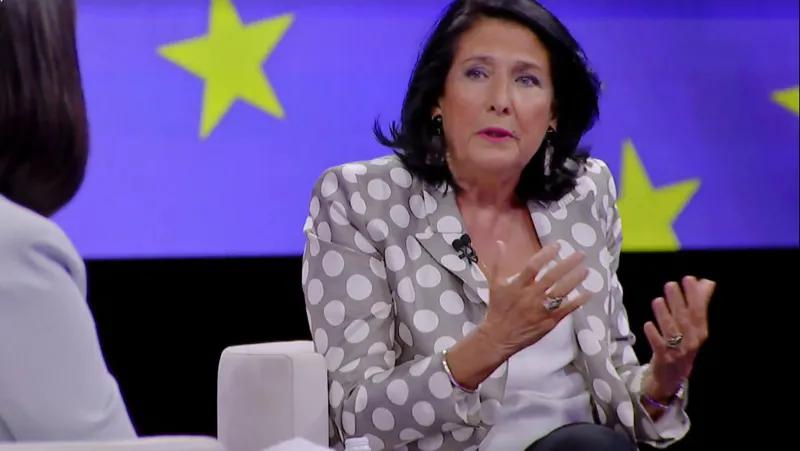 Президент - Сегодня акцент делается на евроинтеграцию, потому что здесь реальное окно, которое открылось ценой борьбы Украины, мы не должны упустить это окно