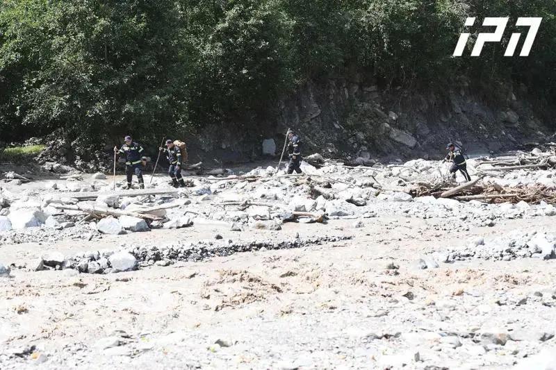 Число погибших в результате стихии в Шови выросло до 17